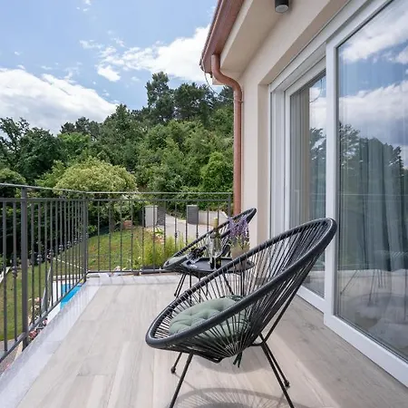 Villa Vita Villa *